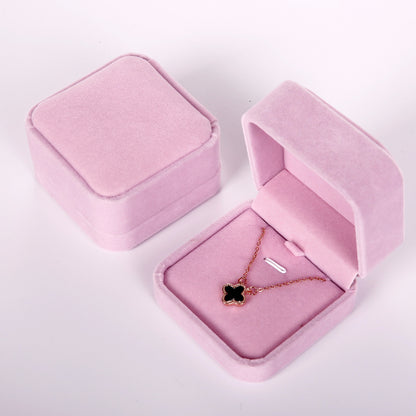Caja de terciopelo para joyas y collares