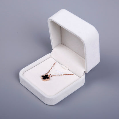 Caja de terciopelo para joyas y collares
