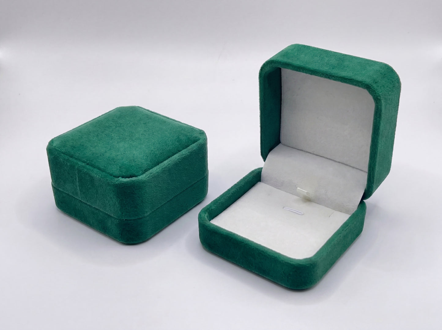 Caja de terciopelo para collar
