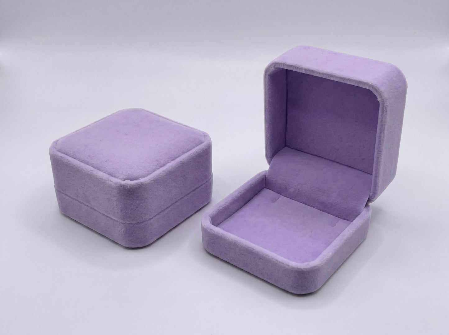 Caja de terciopelo para collar
